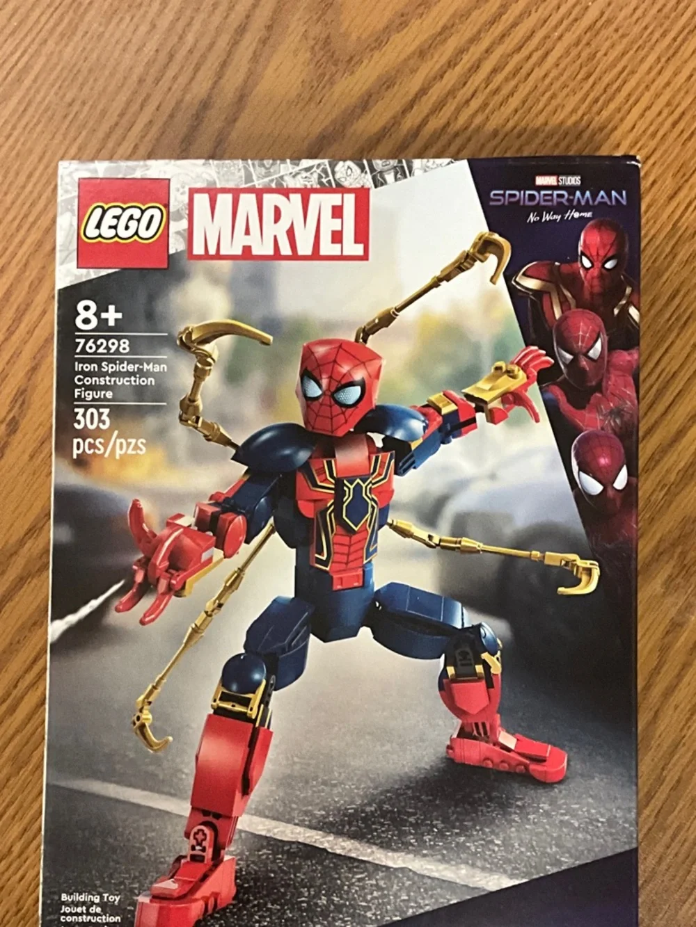 LEGO Spider-Man Mech with Gold Arms - Red, Blue & Gold - Picture 2 of 2